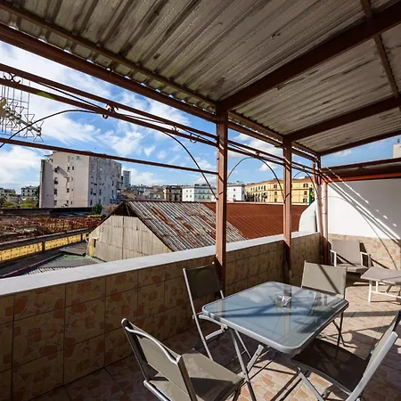 Di Fabio E Veronica Lt בית הארחה נאפולי