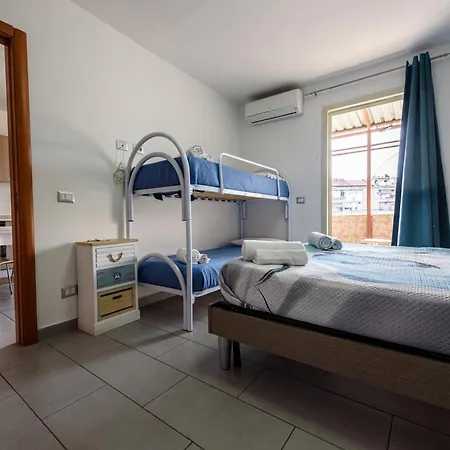 Di Fabio E Veronica Lt Gæstehus Napoli