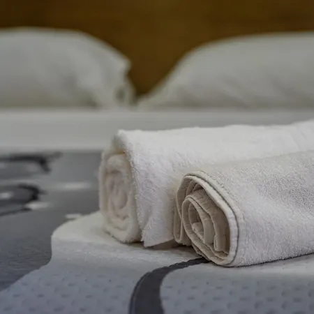 Di Fabio E Veronica Lt Gæstehus Napoli